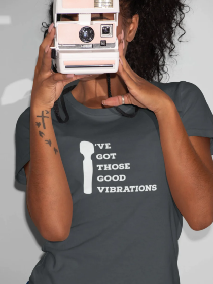 I've Got Those Good Vibrations Men's classic tee